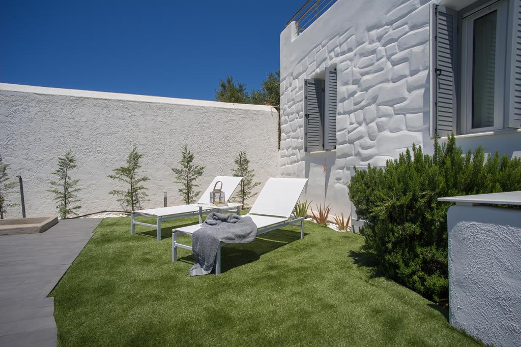 Azzurro Bianco Suites Páros 외부 사진