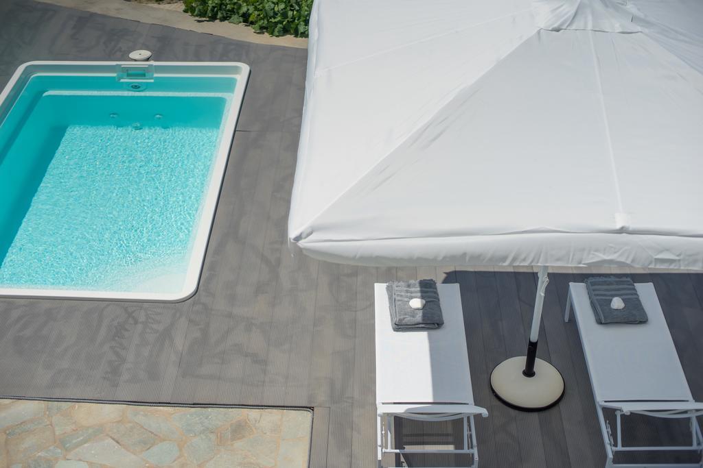 Azzurro Bianco Suites Páros 외부 사진