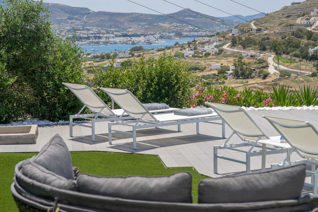 Azzurro Bianco Suites Páros 외부 사진